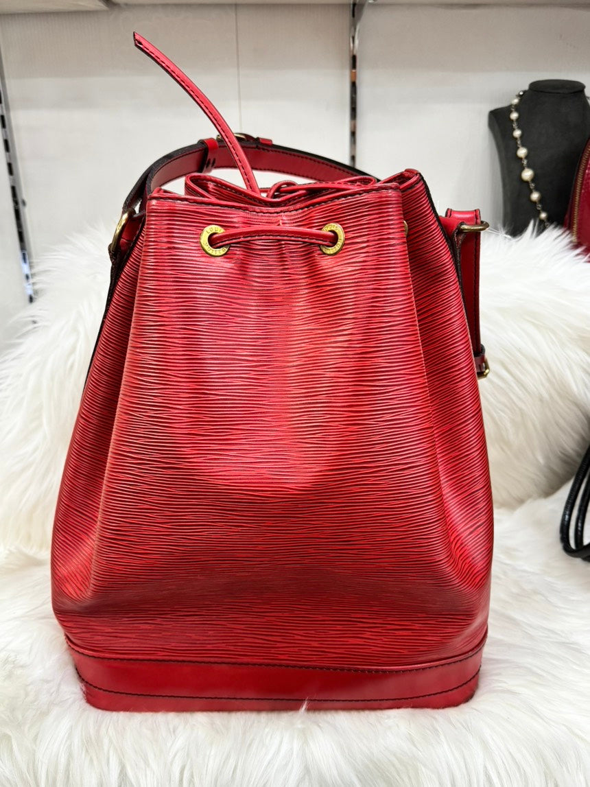 Louis Vuitton EPI Noe Red Bucket Bag