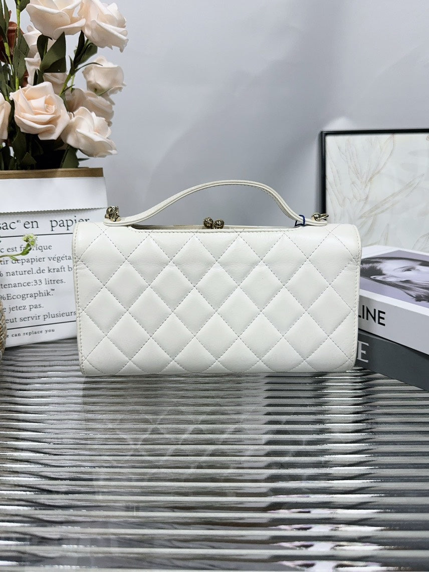 Chanel Shoulder Bag - Ewore Bags