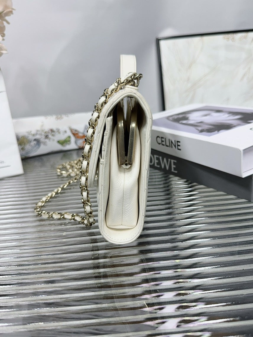 Chanel Shoulder Bag - Ewore Bags