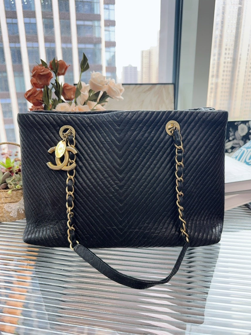 Chanel Shoulder Bag - Ewore Bags