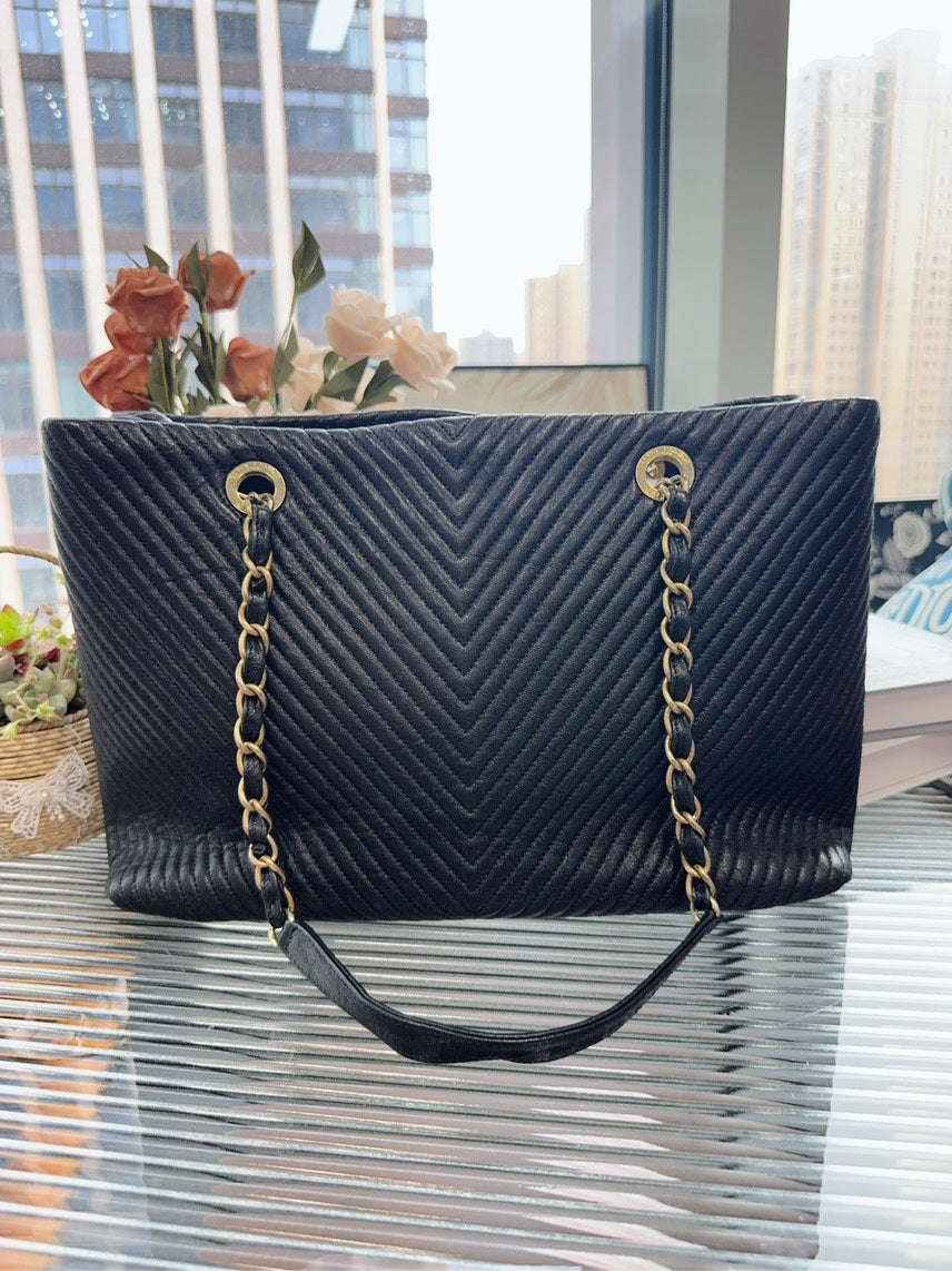 Chanel Shoulder Bag - Ewore Bags