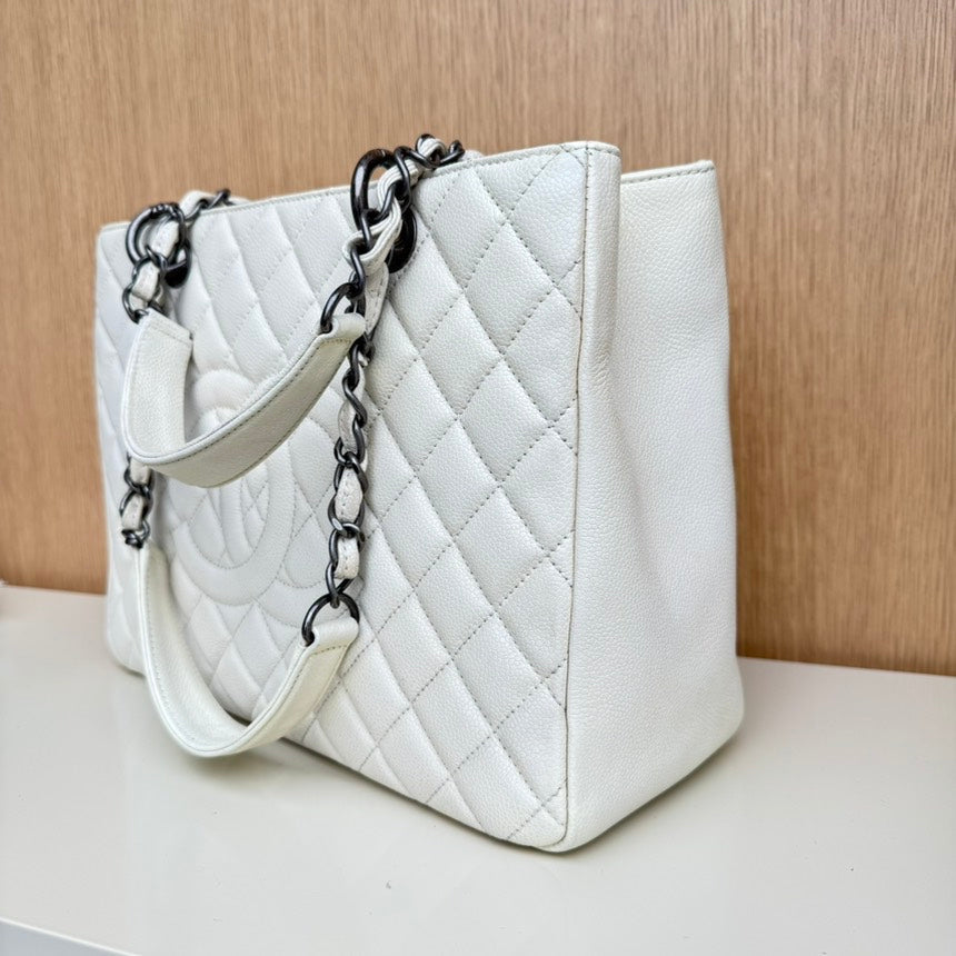 Chanel Shoulder Bag - Ewore Bags