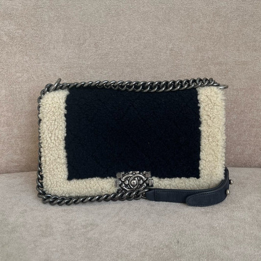 Chanel Crossbody Bag - Ewore Bags