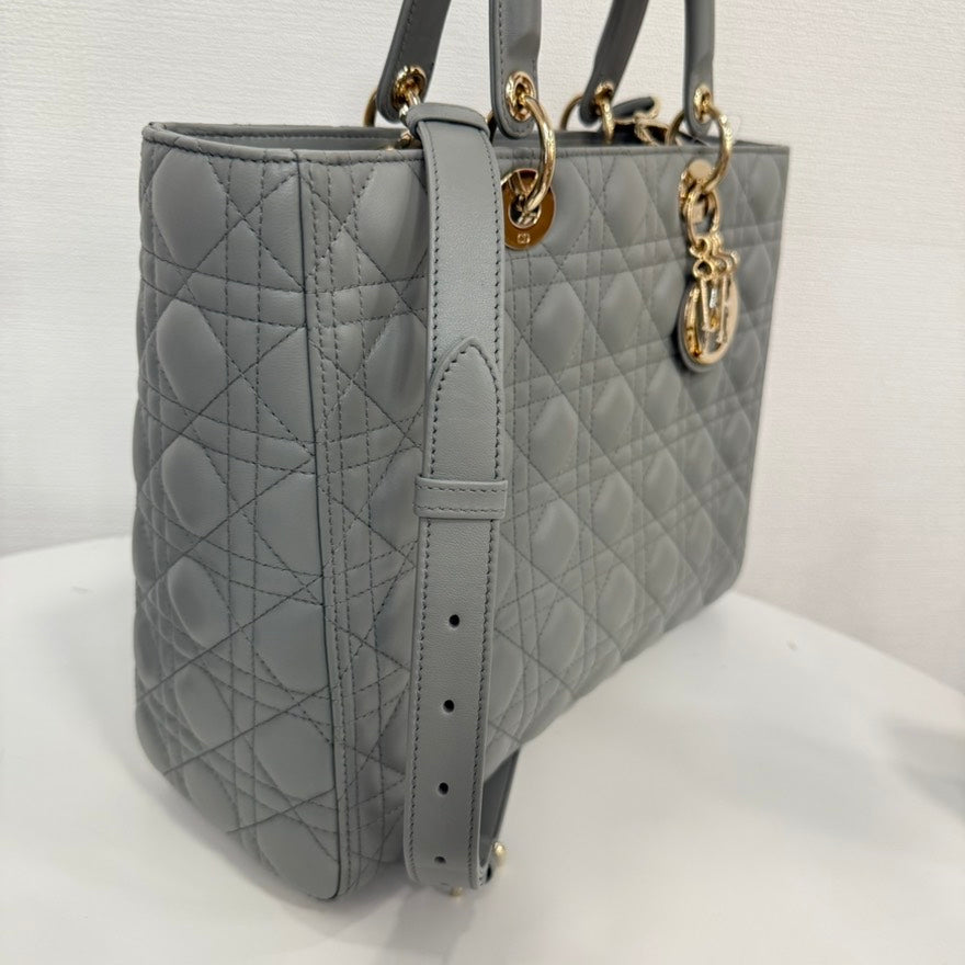 A Rank?  Dior Lambskin Lady Dior 2way Bag Large Gray FM0081
