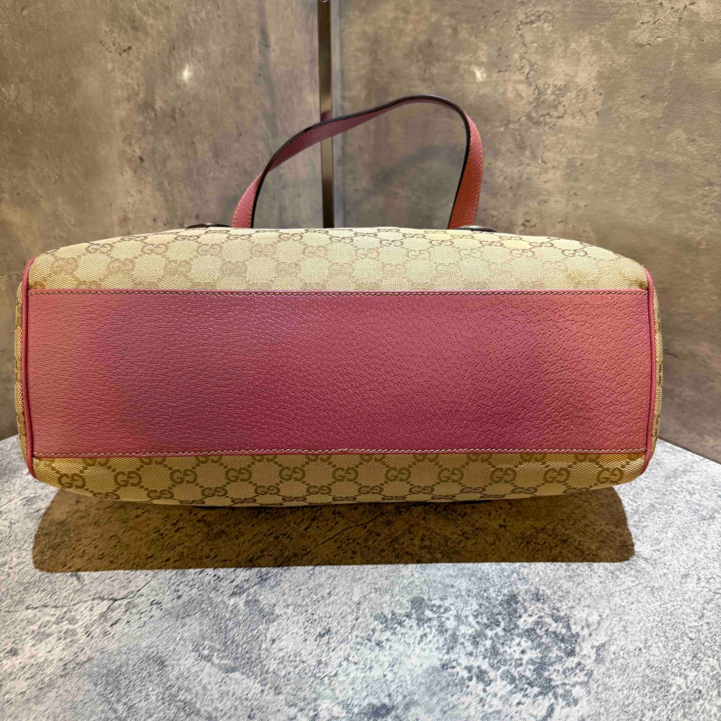 ??? Gucci monogram Boston bag