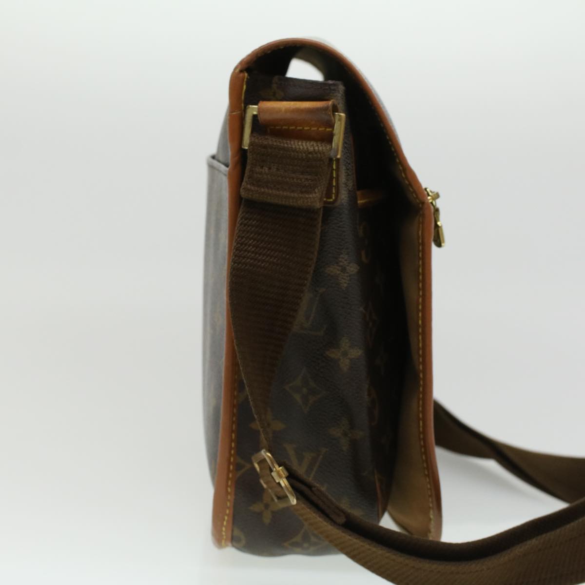 LOUIS VUITTON Monogram Messenger Bosphore GM Shoulder Bag LV Auth rd3941