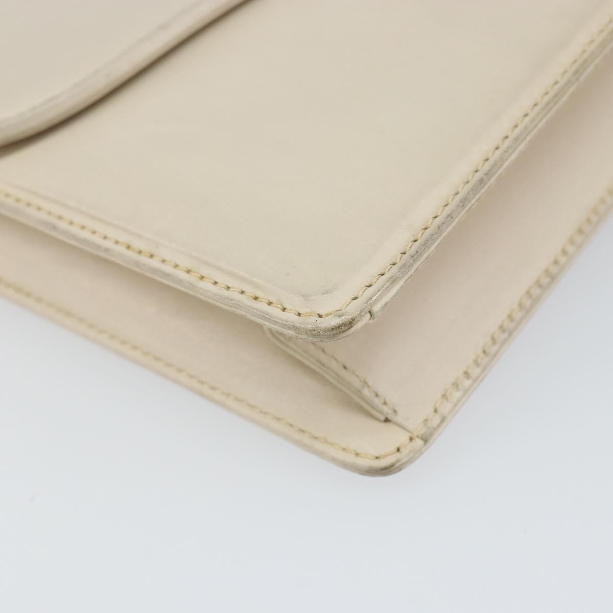 Gucci   Clutch Bag Leather White Leather Clutche & Pouche Bag ( )