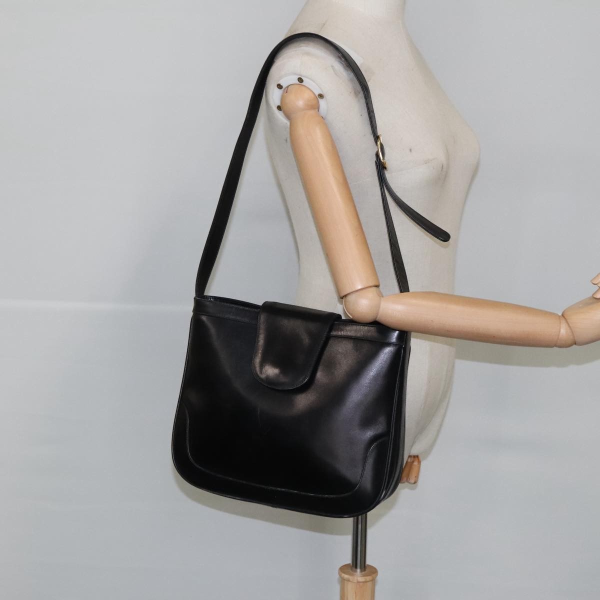 Gucci   Shoulder Bag Leather Black Leather Shoulder Bag Bag ( )