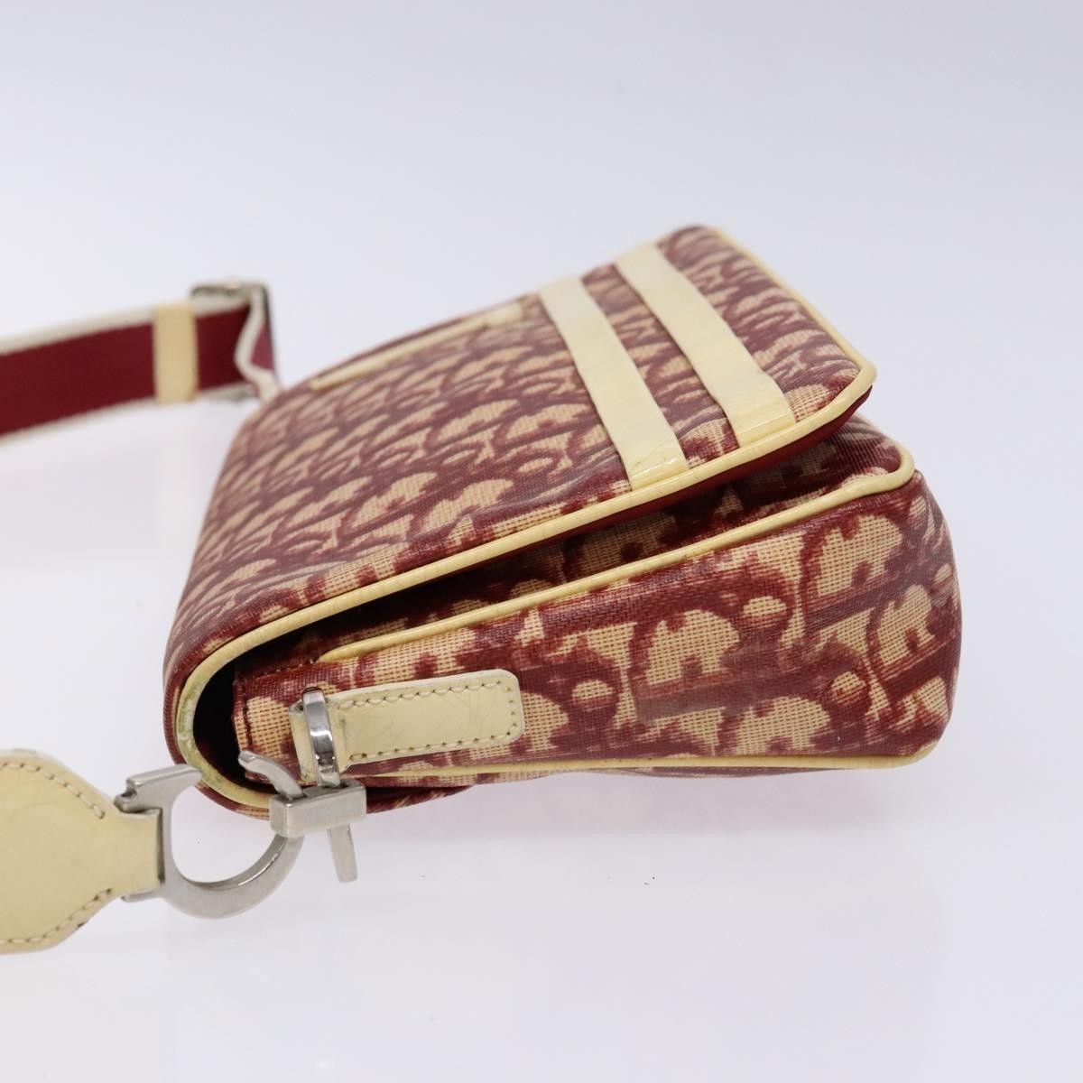 Christian Dior   Flap Crossbody Bag Canvas Red Canvas Shoulder Bag Bag ()