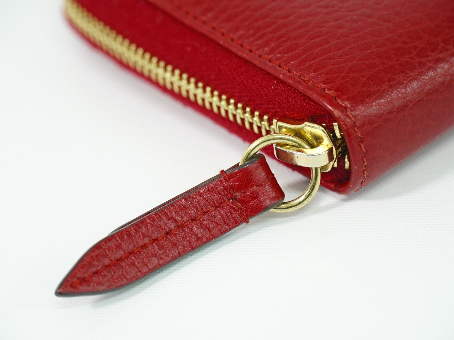 Gucci Gg Marmont Zip Around Wallet Leather Red Leather Wallets Accessory ( )