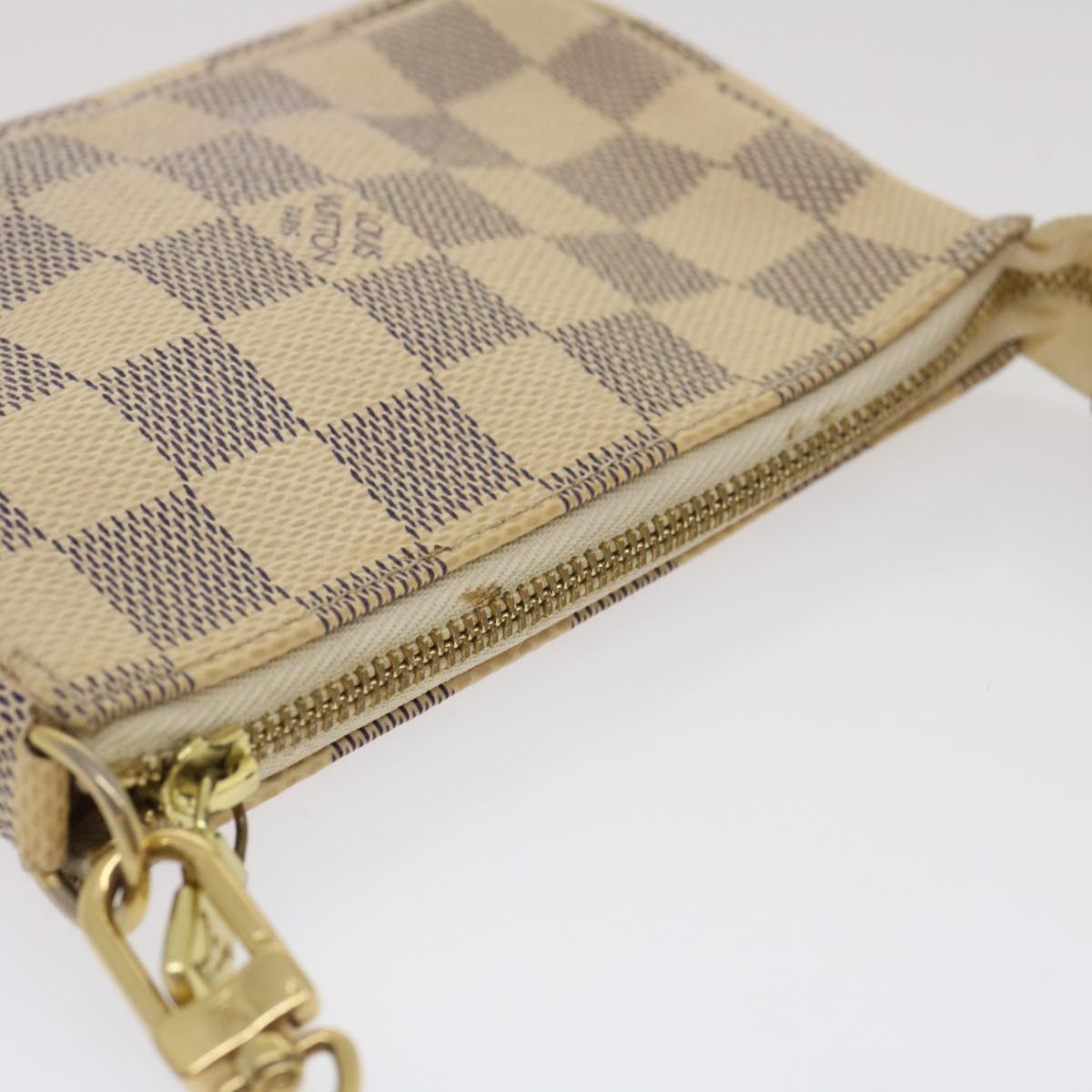 LOUIS VUITTON Damier Azur Mini Pochette Accessoires Pouch LV Auth Clutch