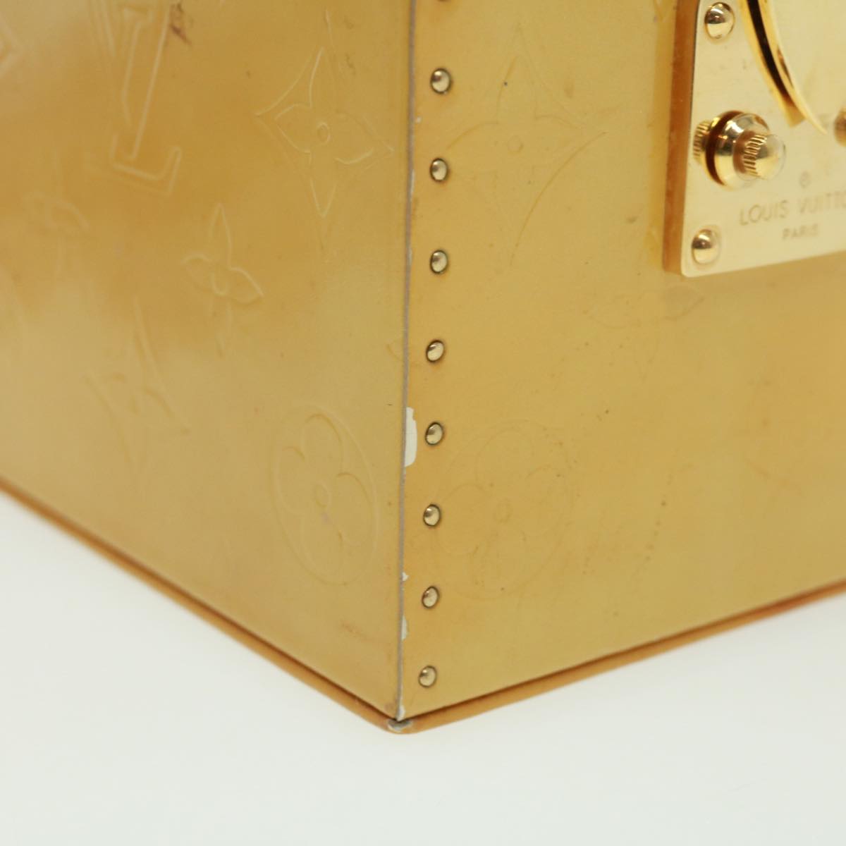 LOUIS VUITTON Monogram Vernis Bleecker Cosmetic Pouch Beige Auth tp501 Clutch