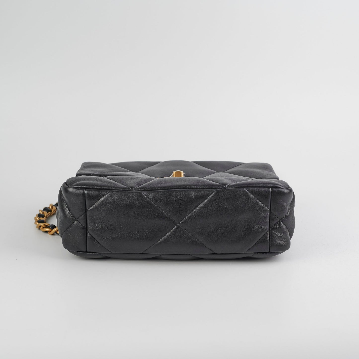 Chanel Small 19 Black (microchip)