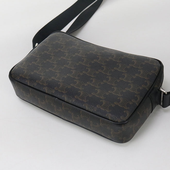 CELINE 19450 2CIM.38OG Medium messenger  Triomphe Shoulder Bag black Women