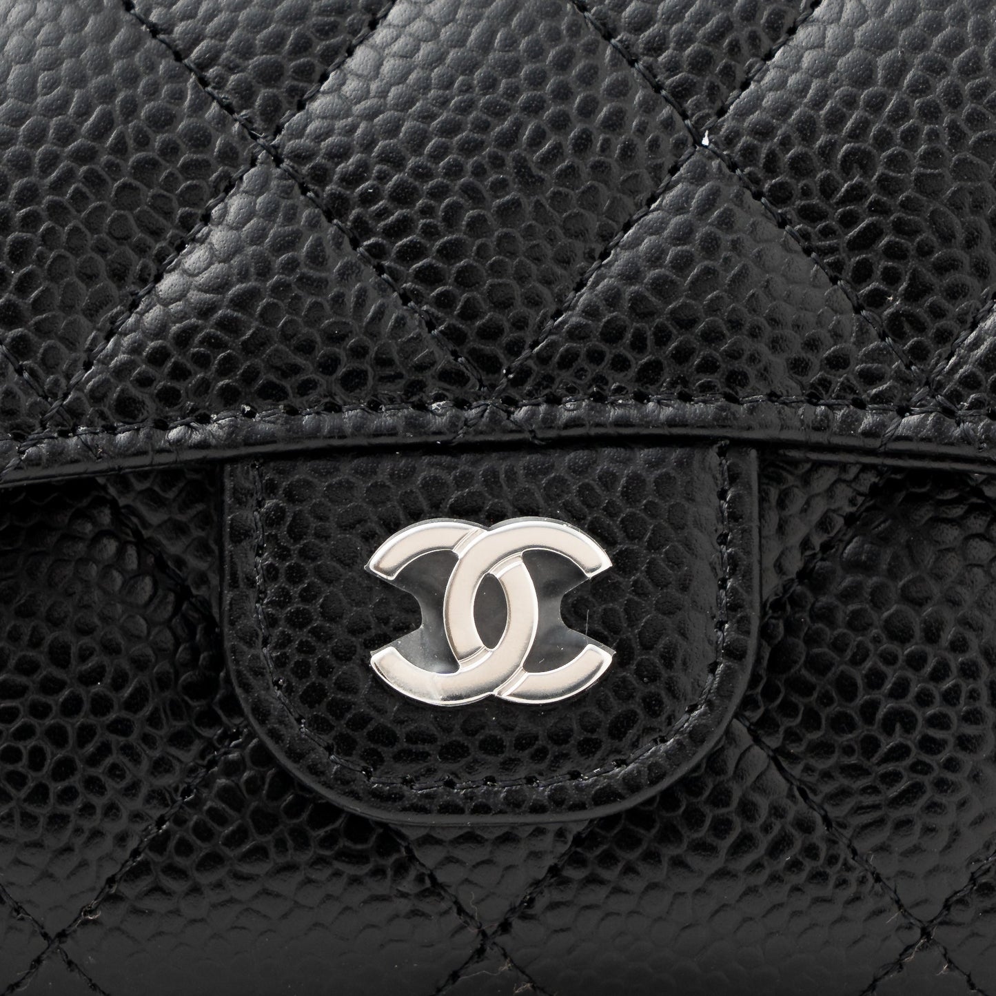 Chanel Classic Flap Card Holder Caviar Black  (Hologram)